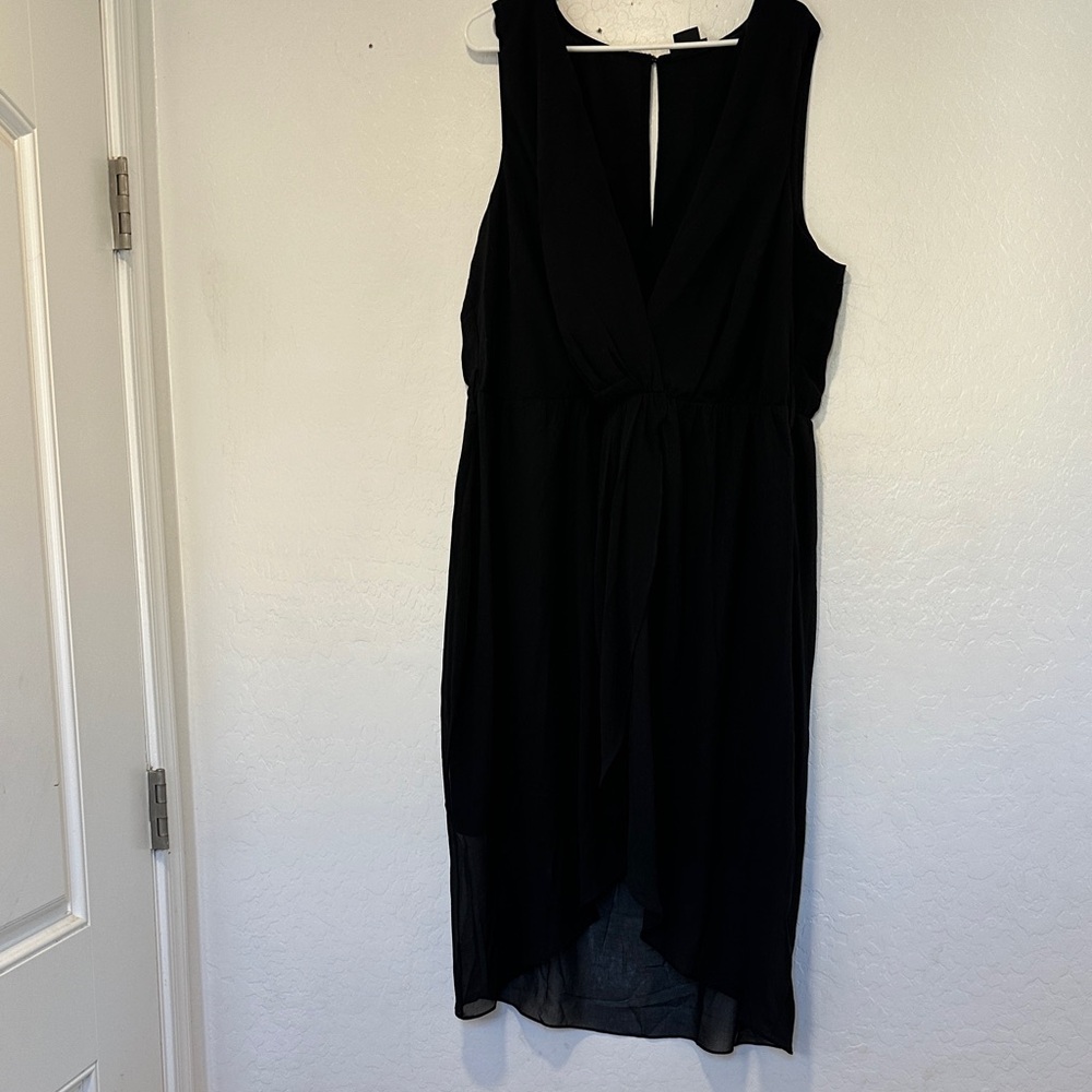 City chic Women's Plus Size‎ xl 22 V Neck Sleeves Dress black evening cocktail
